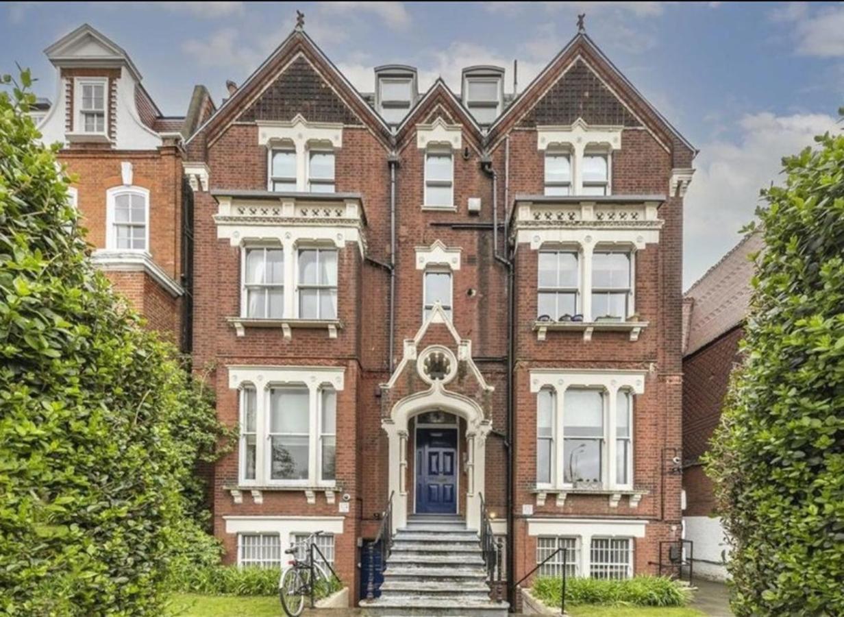 Cosy Apartment By Clapham South Underground! Londra Dış mekan fotoğraf