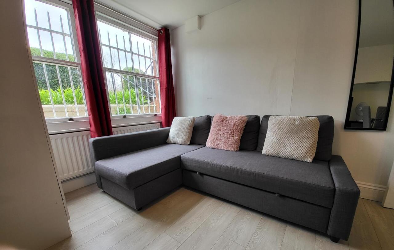 Cosy Apartment By Clapham South Underground! Londra Dış mekan fotoğraf