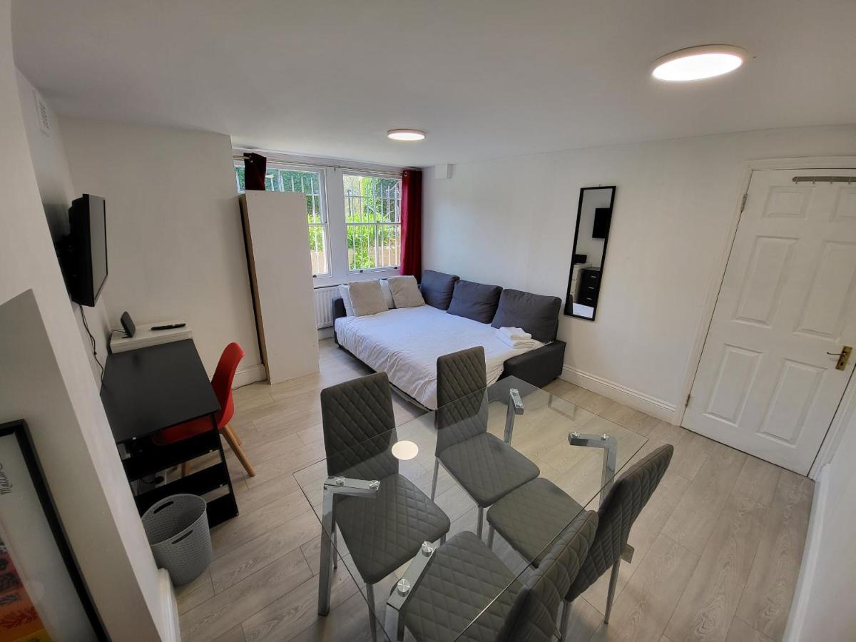 Cosy Apartment By Clapham South Underground! Londra Dış mekan fotoğraf